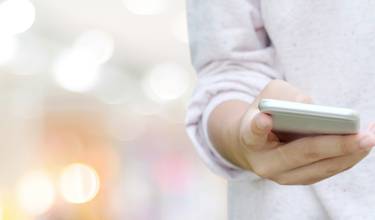 Handy-App kann zur Symptomlinderung bei Harninkontinenz verhelfen
