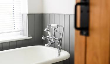 Op mod 285.000 danskere har hyperhidrose, men politikerne kender ikke til sygdommen